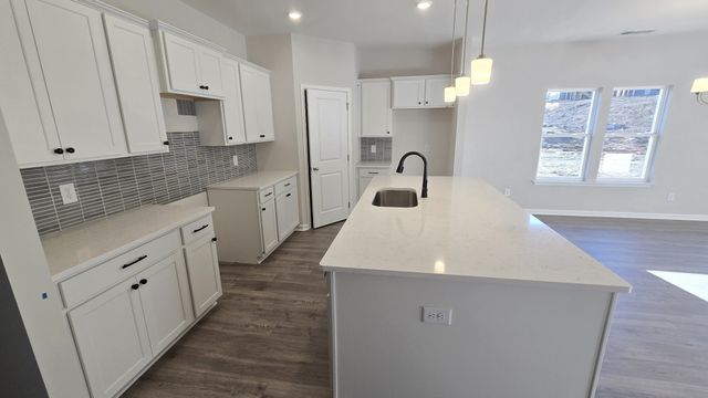 6309 Loudwater Ct, Smyrna, TN 37167