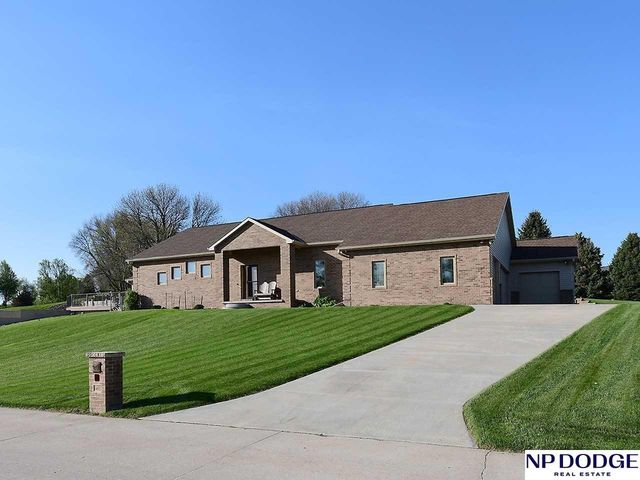 14605 Fir Circle, Plattsmouth, NE 68048