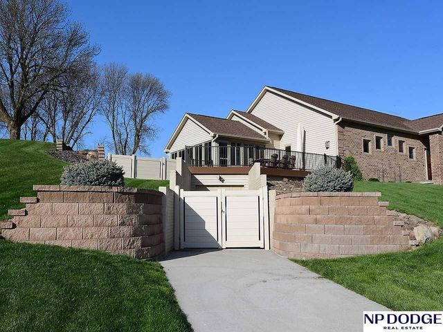 14605 Fir Circle, Plattsmouth, NE 68048
