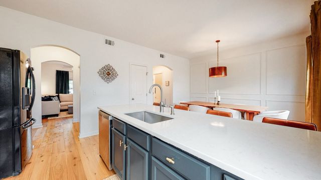 553 Rosedale Ave Apt 140, Nashville, TN 37211