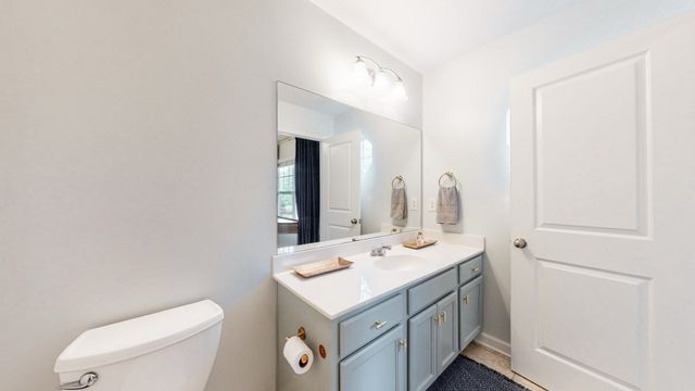 553 Rosedale Ave Apt 140, Nashville, TN 37211