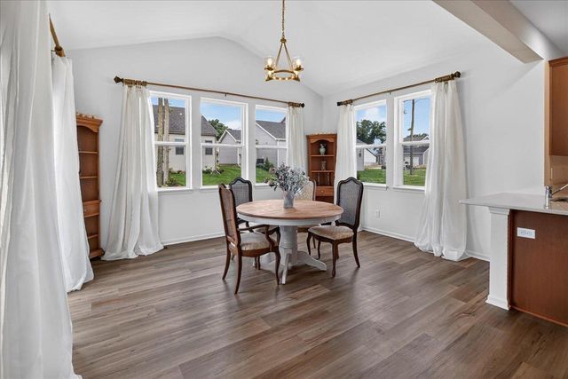 517 Buss Road, Cottage Grove, WI 53527