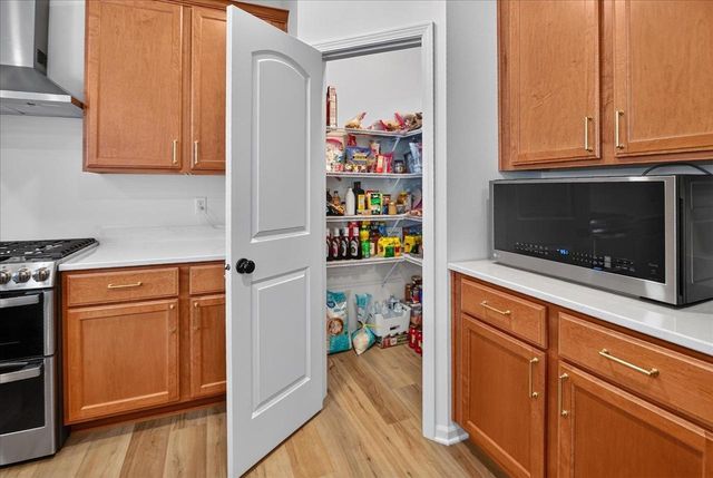 517 Buss Road, Cottage Grove, WI 53527