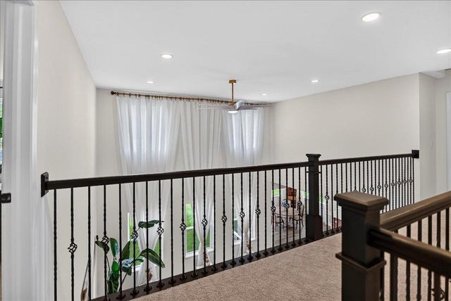 517 Buss Road, Cottage Grove, WI 53527