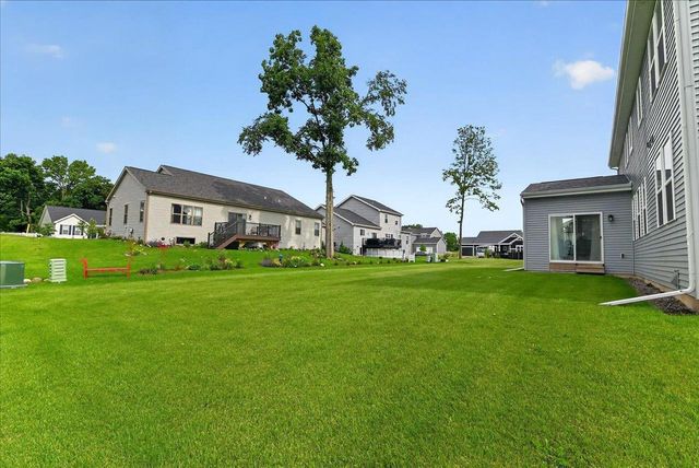 517 Buss Road, Cottage Grove, WI 53527