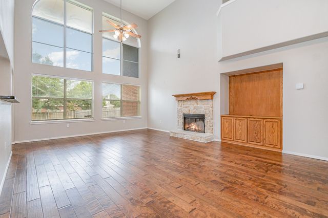1908 Fountain Spray Drive, Wylie, TX 75098