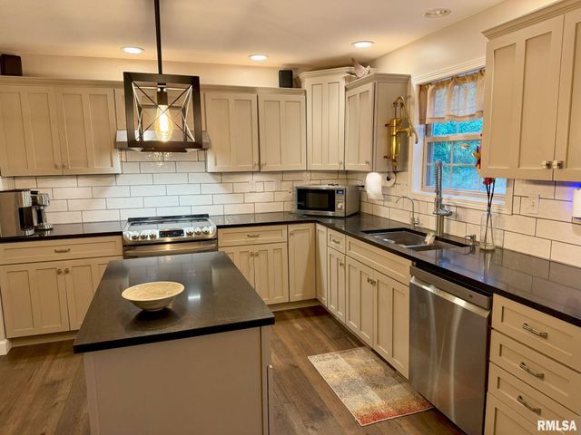 15104 W BITTERSWEET Court, Brimfield, IL 61517