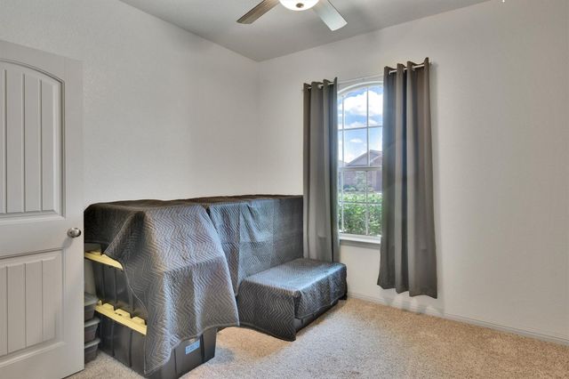 324 Shiner LN, Georgetown, TX 78626