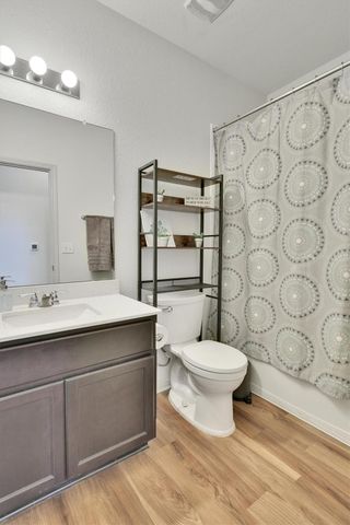 324 Shiner LN, Georgetown, TX 78626