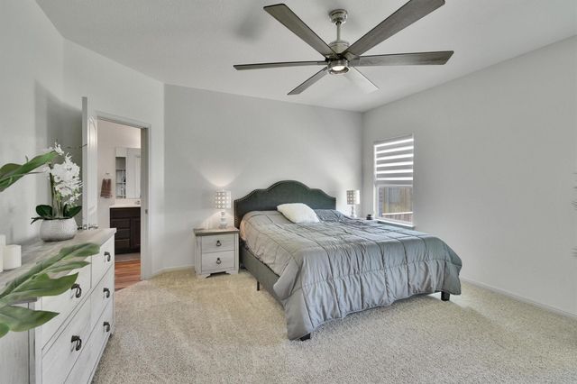 324 Shiner LN, Georgetown, TX 78626