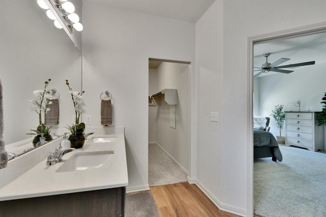 324 Shiner LN, Georgetown, TX 78626