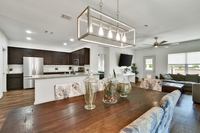 324 Shiner LN, Georgetown, TX 78626
