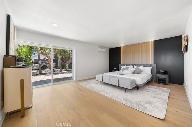 12284 Circula Panorama, Santa Ana, CA 92705