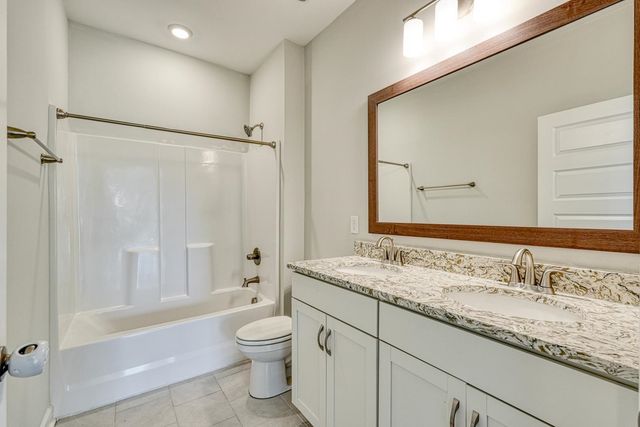 160 Scotts Bluff Drive, Simpsonville, SC 29681