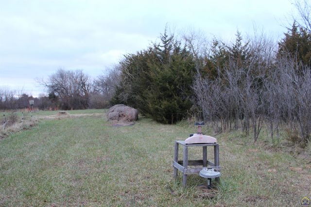 12279 S Docking RD, Burlingame, KS 66413