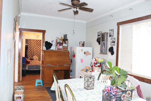 12279 S Docking RD, Burlingame, KS 66413