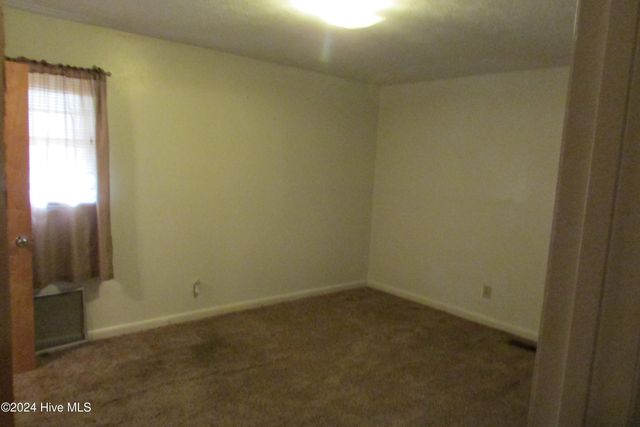 8401 Boykin Bridge Road, Clinton, NC 28328