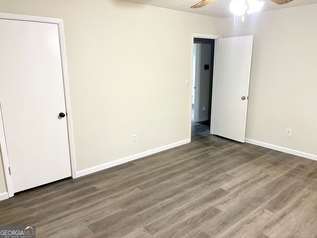 5165 Fairforest Drive, Stone Mountain, GA 30088