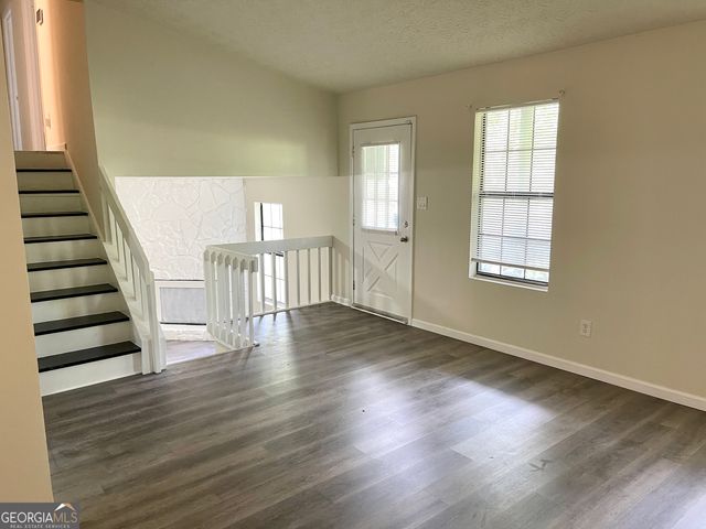 5165 Fairforest Drive, Stone Mountain, GA 30088