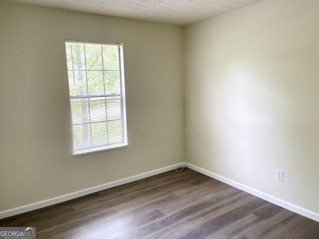 5165 Fairforest Drive, Stone Mountain, GA 30088