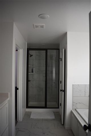 1021 Pacific Avenue, Newcastle, OK 73065