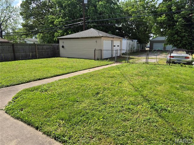 2057 Cleveland Boulevard, Granite City, IL 62040
