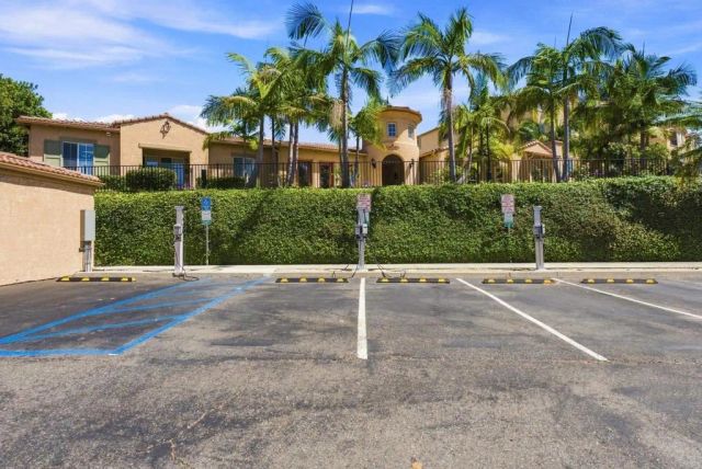 3845 Elijah Ct 613, San Diego, CA 92130