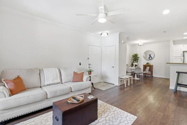 3845 Elijah Ct 613, San Diego, CA 92130