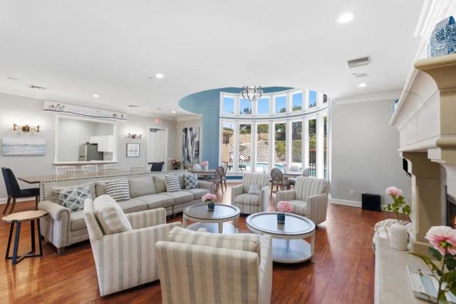 3845 Elijah Ct 613, San Diego, CA 92130