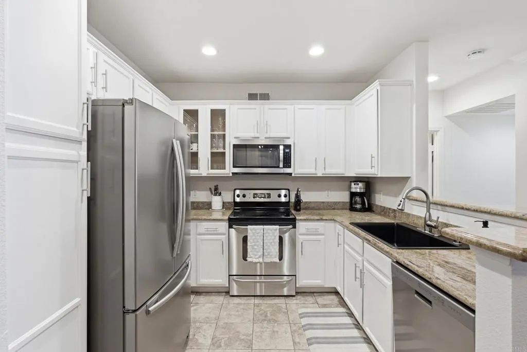 3845 Elijah Ct 613, San Diego, CA 92130