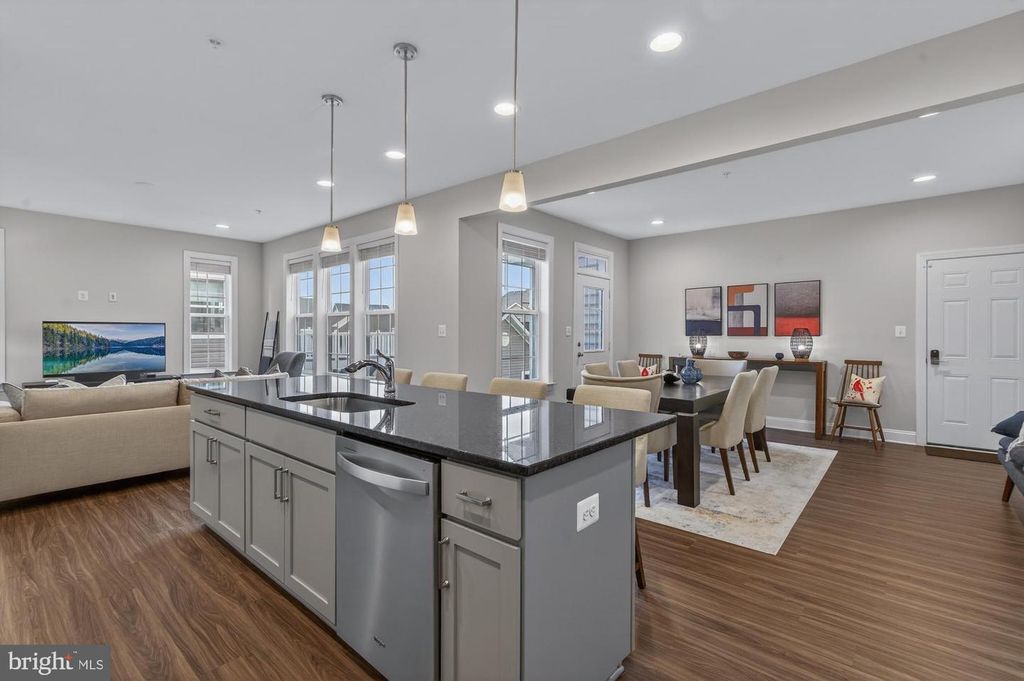 Image 16 of property listing at 1316 MONOCACY CROSSING PKWY, Brunswick, MD 21716