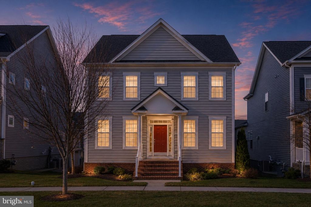 Image 2 of property listing at 1316 MONOCACY CROSSING PKWY, Brunswick, MD 21716