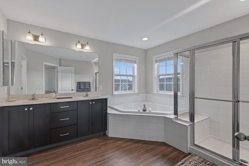 Image 34 of property listing at 1316 MONOCACY CROSSING PKWY, Brunswick, MD 21716