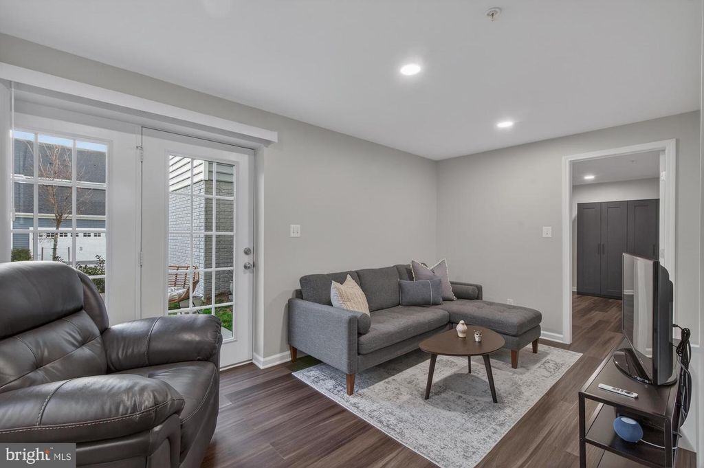 Image 50 of property listing at 1316 MONOCACY CROSSING PKWY, Brunswick, MD 21716