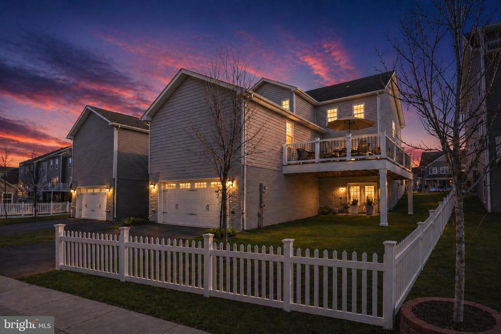 Image 62 of property listing at 1316 MONOCACY CROSSING PKWY, Brunswick, MD 21716