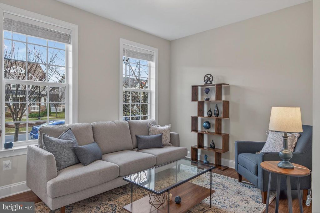Image 9 of property listing at 1316 MONOCACY CROSSING PKWY, Brunswick, MD 21716