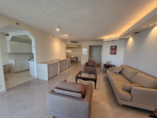 20191 E Country Club Dr 1805, Aventura, FL 33180