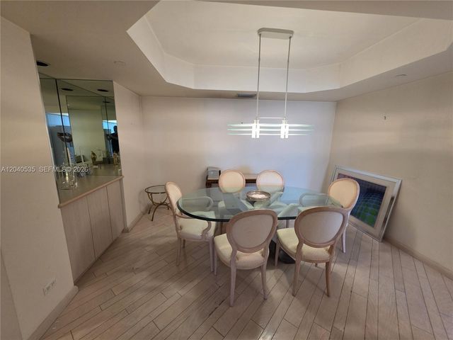 20191 E Country Club Dr 1805, Aventura, FL 33180