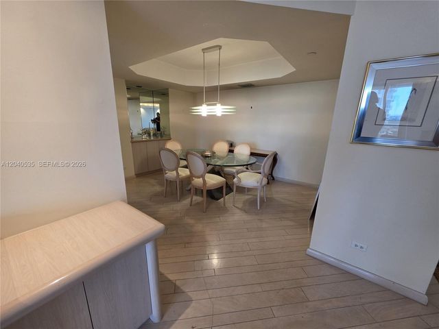 20191 E Country Club Dr 1805, Aventura, FL 33180