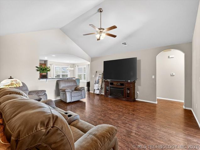 15121 E 108th Street N, Owasso, OK 74055