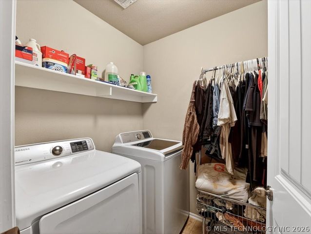 15121 E 108th Street N, Owasso, OK 74055