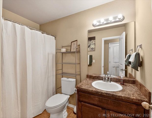 15121 E 108th Street N, Owasso, OK 74055