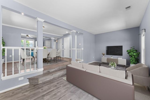 9081 BONHAM CIR, Manassas, VA 20110
