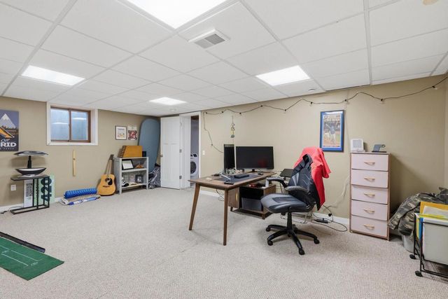 517 Hillcrest Drive, Waunakee, WI 53597