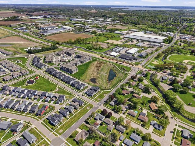 517 Hillcrest Drive, Waunakee, WI 53597