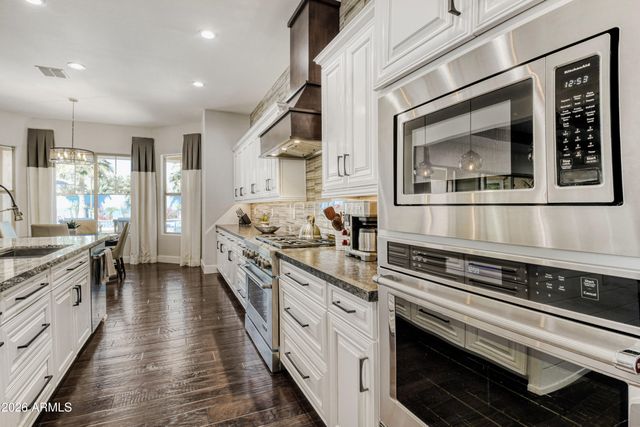 14646 W VILLAGE Parkway, Litchfield Park, AZ 85340
