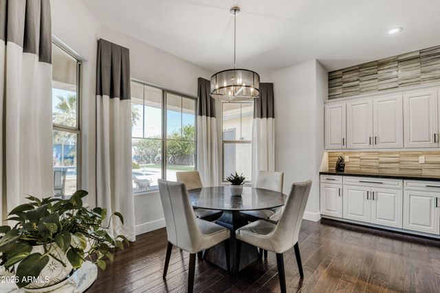 14646 W VILLAGE Parkway, Litchfield Park, AZ 85340