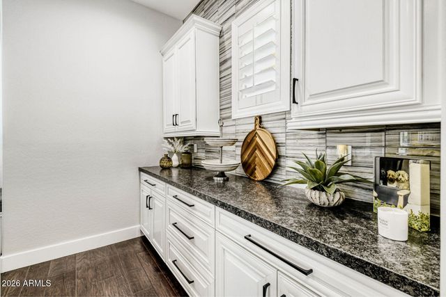 14646 W VILLAGE Parkway, Litchfield Park, AZ 85340