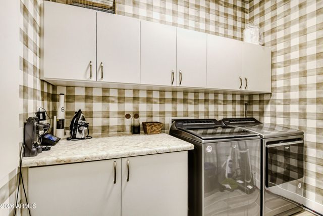 14646 W VILLAGE Parkway, Litchfield Park, AZ 85340