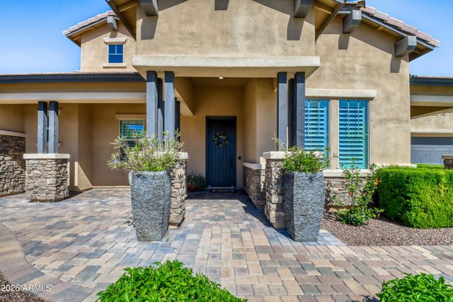 14646 W VILLAGE Parkway, Litchfield Park, AZ 85340